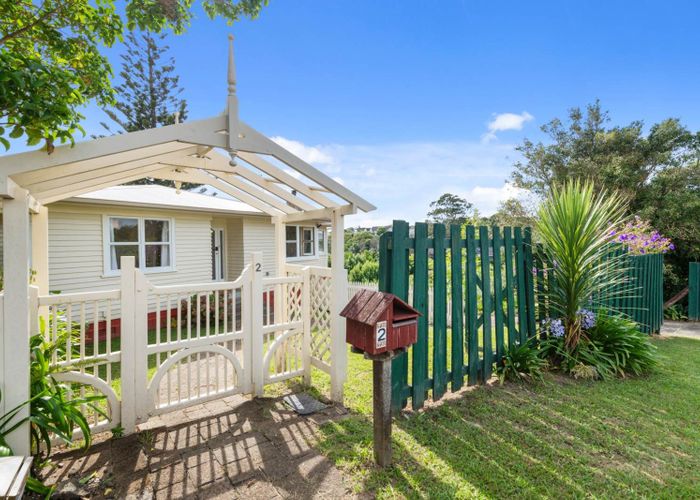  at 2 John Gill Road, Shelly Park, Manukau City, Auckland