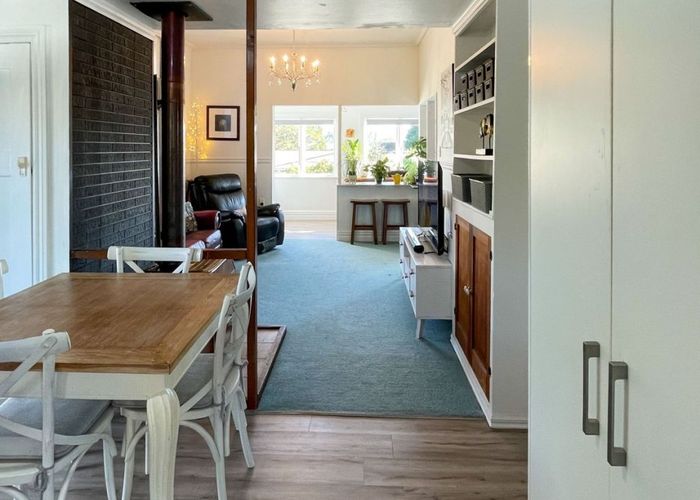  at 27 Lake View Street, Waihola