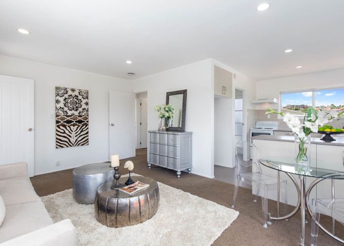  at 1/3 CROMDALE AVE, Highland Park, Auckland