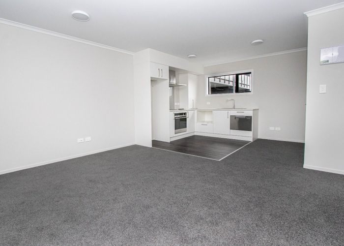  at 105/17 Vialou Street, Hamilton Central, Hamilton