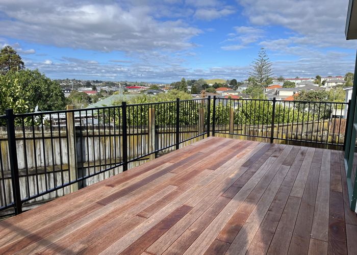  at 2/322 Richardson Rd, Mount Roskill, Auckland City, Auckland