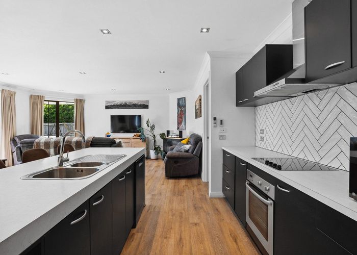  at 32 Hope Avenue, Lake Hayes, Queenstown