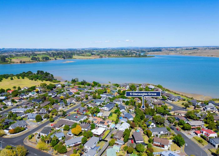  at 5 Gleneagles Grove, Wattle Downs, Manukau City, Auckland