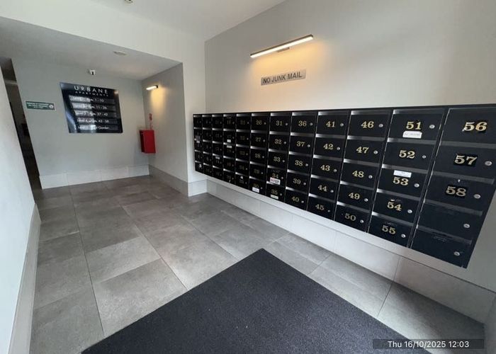  at 32/29 Webb Street, Mount Cook, Wellington, Wellington