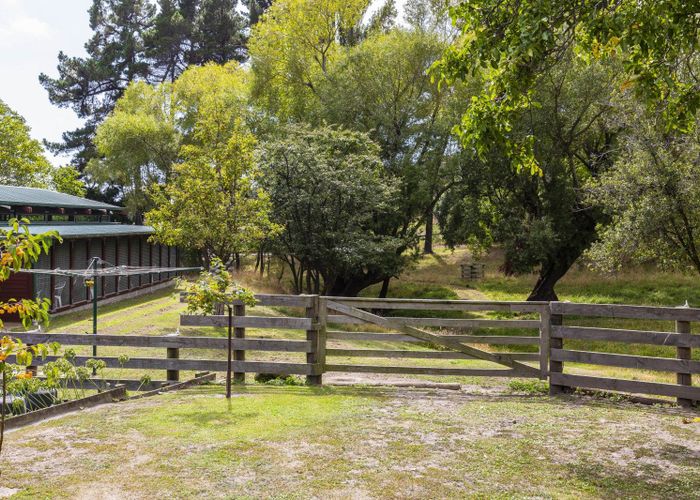  at 69 Avoca Valley Road, Heathcote, Christchurch City, Canterbury