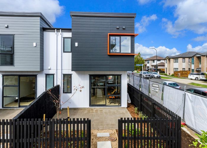  at 17 Kaikape Lane, Flat Bush, Manukau City, Auckland