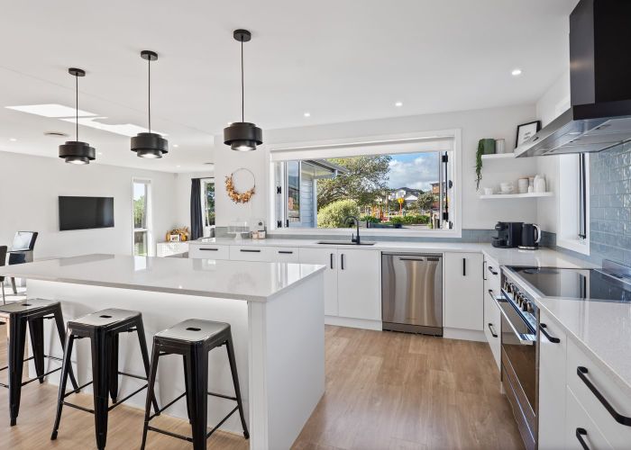  at 3 Barbaras Way, Waikanae Beach, Kapiti Coast, Wellington