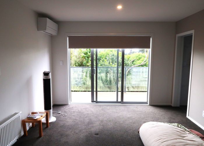  at 11 Cromwell Point, Newlands, Wellington