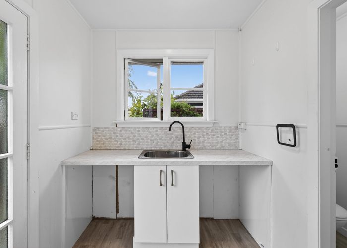  at 44 Willryan Avenue, New Brighton, Christchurch City, Canterbury