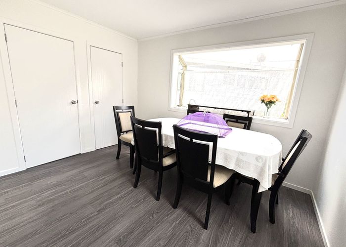  at 11 Miro Street, New Lynn, Waitakere City, Auckland