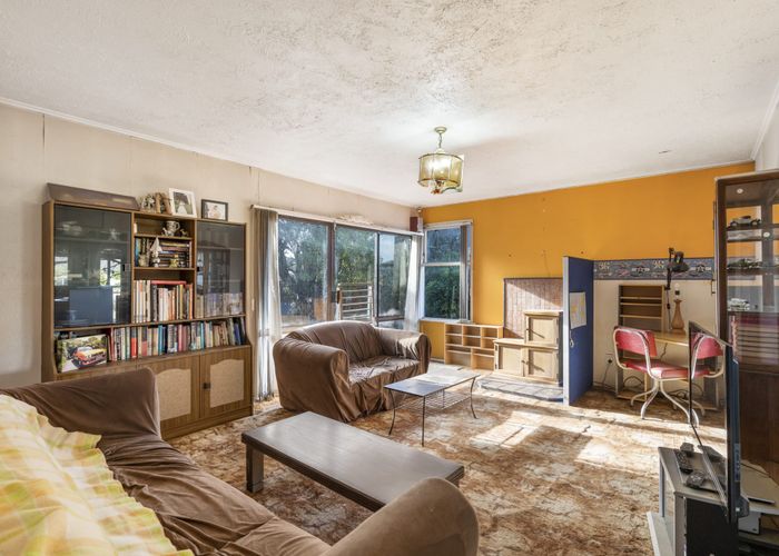 at 11 Burlington Place, Manurewa, Manukau City, Auckland