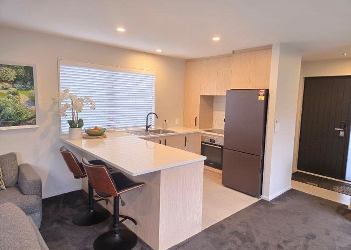  at 2/214 Barrington Street, Somerfield, Christchurch City, Canterbury