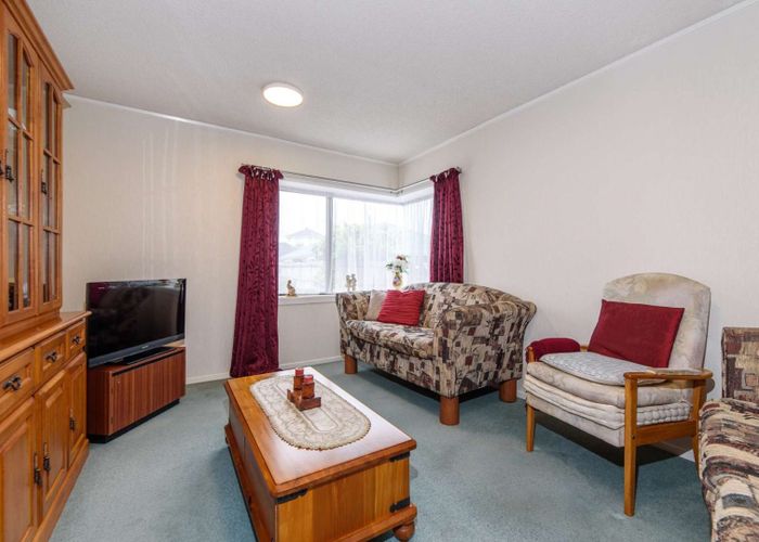  at 2/3 Cullen Avenue, Mount Roskill, Auckland