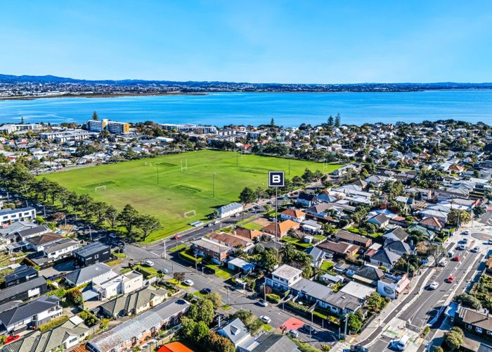  at 7B Neville Street, Point Chevalier, Auckland City, Auckland