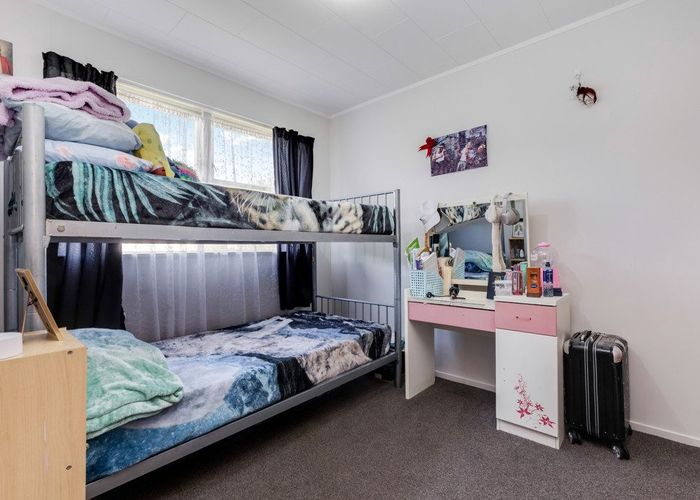  at 100 Hillcrest Road, Papatoetoe, Manukau City, Auckland