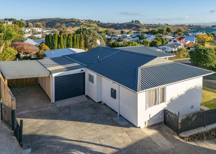  at 17A Meander Drive, Welcome Bay, Tauranga, Bay Of Plenty