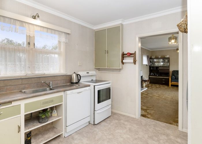  at 2 Hobson Street, Levin, Levin