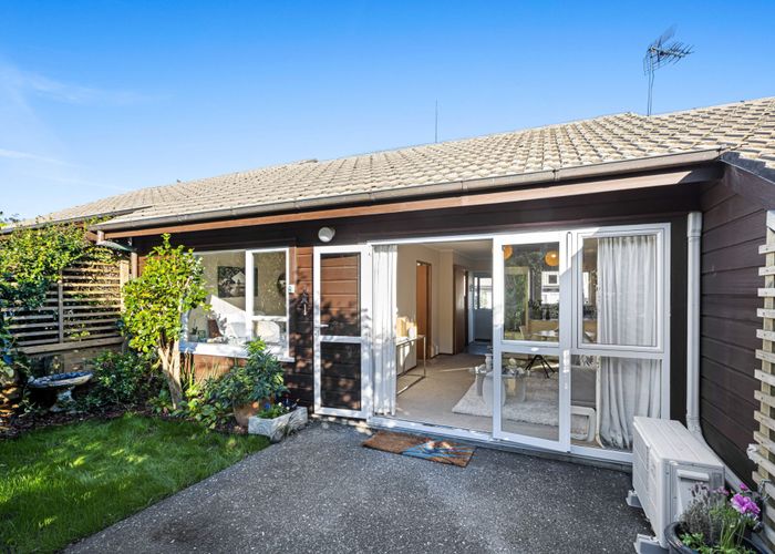  at 14/15 Puriri Street, Takapuna, North Shore City, Auckland