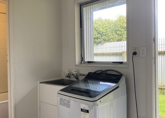  at 2/28 Wellington Street, Hamilton East, Hamilton, Waikato