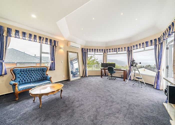  at 73 Redvers Drive, Belmont, Lower Hutt