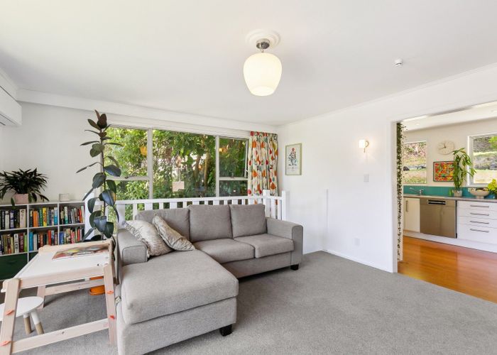  at 18 Canterbury Street, Karori, Wellington