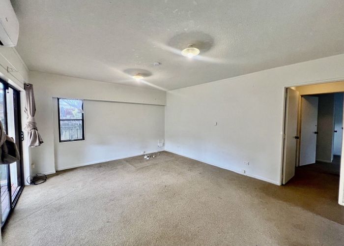  at 4/133 Ennis Avenue, Pakuranga Heights, Manukau City, Auckland