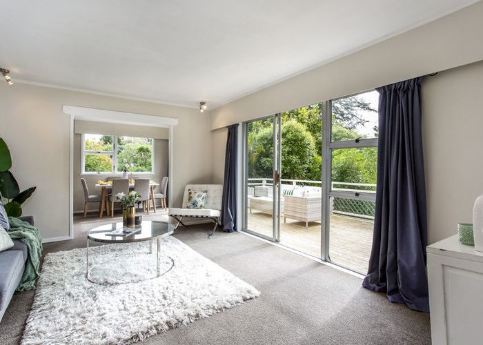  at 9 The Grove, Titirangi, Auckland