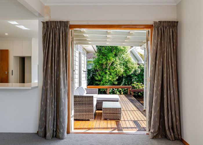  at 5 Athlone Place, Hokowhitu, Palmerston North, Manawatu / Whanganui