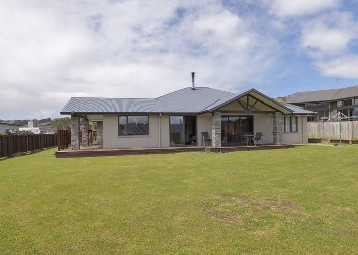  at 6 Grandvista Drive, Green Island, Dunedin, Otago