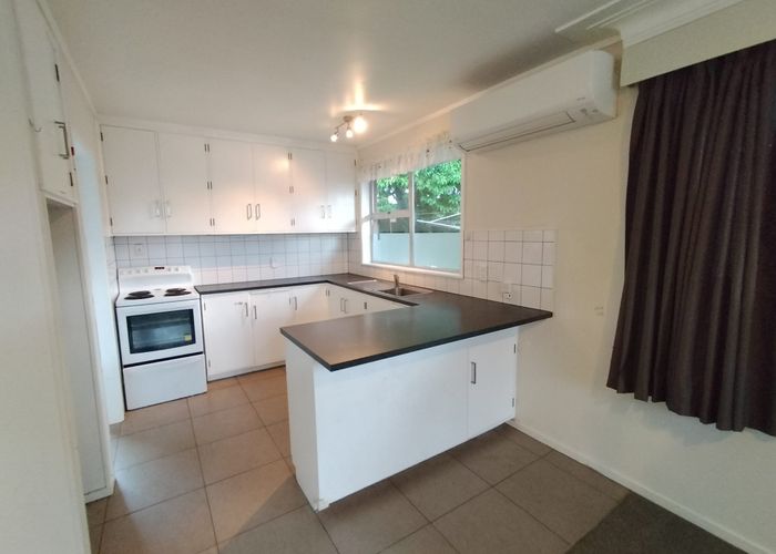  at 4/180A Greenlane West, Greenlane, Auckland City, Auckland