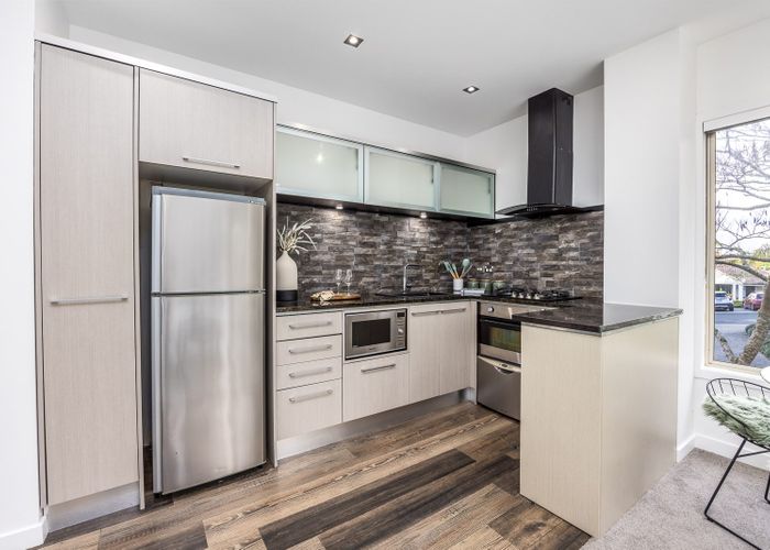  at 32F Point Ridge Avenue, Albany Heights, Rodney, Auckland