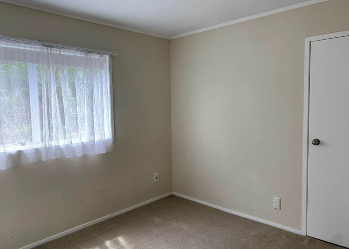  at 92a Athena Drive, Totara Vale, North Shore City, Auckland