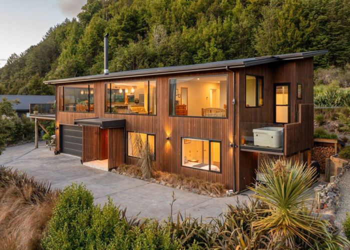  at 24 Glacial Terrace, ST. ARNAUD