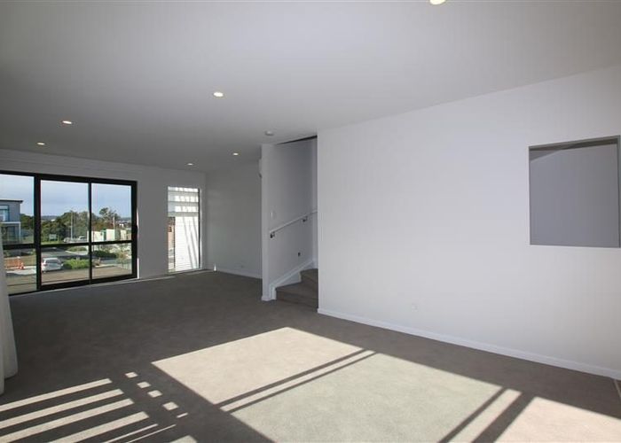  at 2 Carder Court, Hobsonville, Waitakere City, Auckland