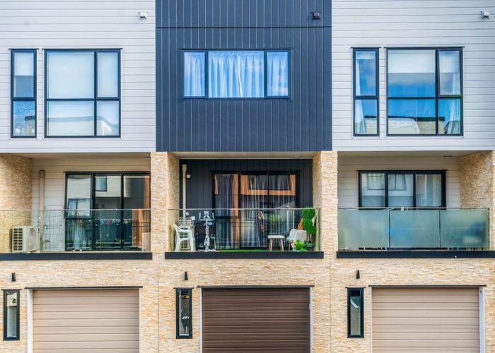  at 16 Fantail Place, Avondale, Auckland City, Auckland