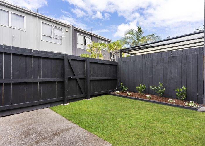  at 11/57 Point Chevalier Road, Point Chevalier, Auckland City, Auckland