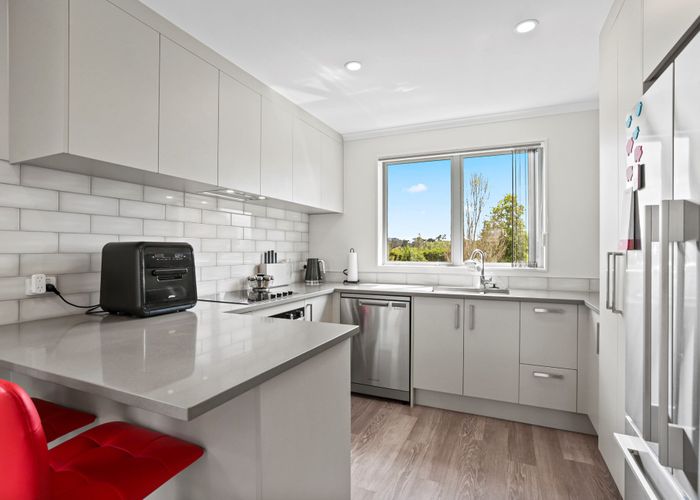  at 2/2 Dale Road, Whenuapai, Auckland