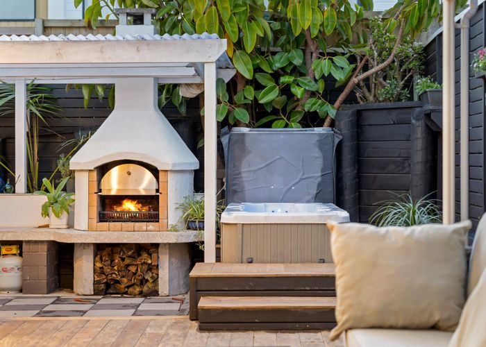  at 17 Reserva Crescent, Kumeu, Rodney, Auckland