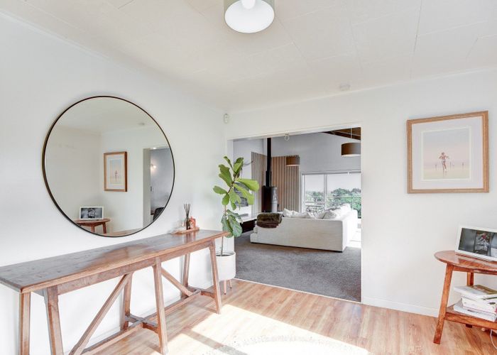  at 21 Virginia Heights, Otamatea, Whanganui, Manawatu / Whanganui