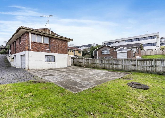  at 3/54 Wellington Street, Howick, Auckland