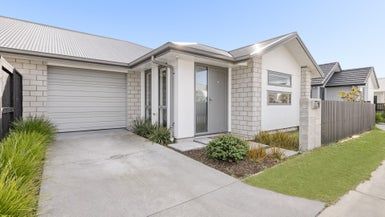 at 3 Tractor Way, Papamoa