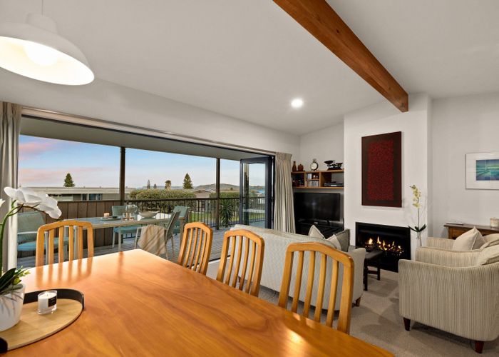  at 4 Day Dawn Crescent, Warkworth