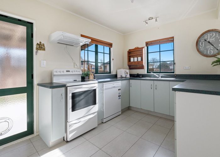  at 19 Cook Street, Gate Pa, Tauranga