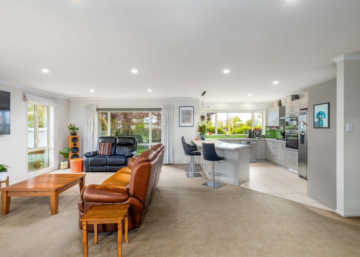  at 8 Napoleon Close, Harewood, Christchurch