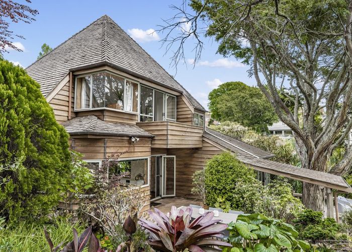  at 2/62 Kelvin Road, Remuera, Auckland