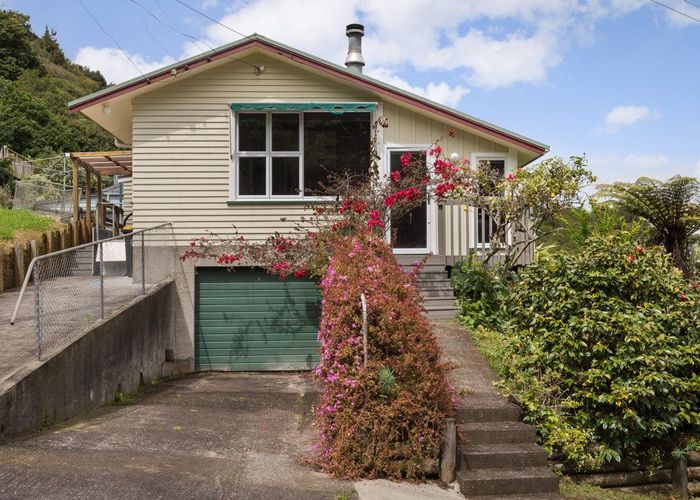  at 100 Broad Street, Thames, Thames