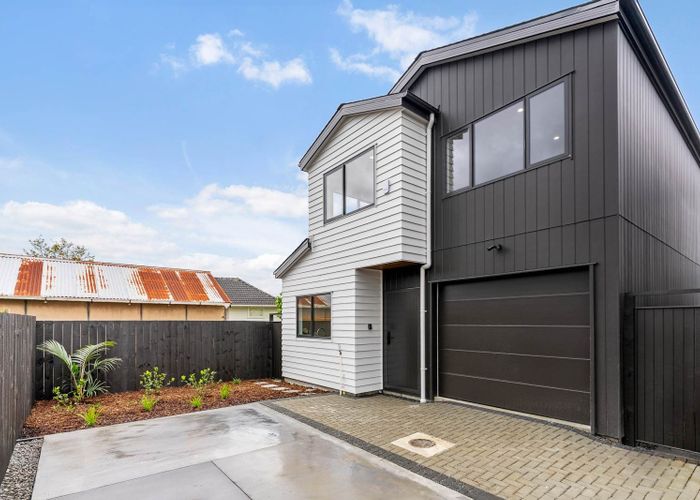 at Lot 1-5/118 Chivalry Road, Glenfield, North Shore City, Auckland