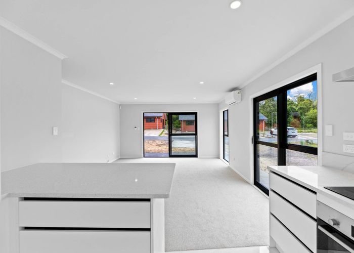  at 4 Winnie Close, Acacia Bay, Taupo