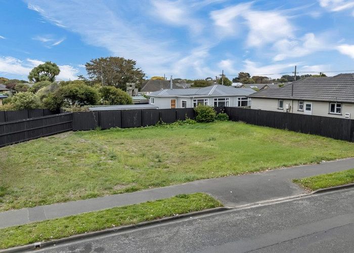  at 77 Effingham Street, North New Brighton, Christchurch City, Canterbury