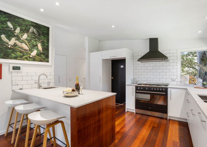  at 18 Kereru Grove, Greenhithe, Auckland